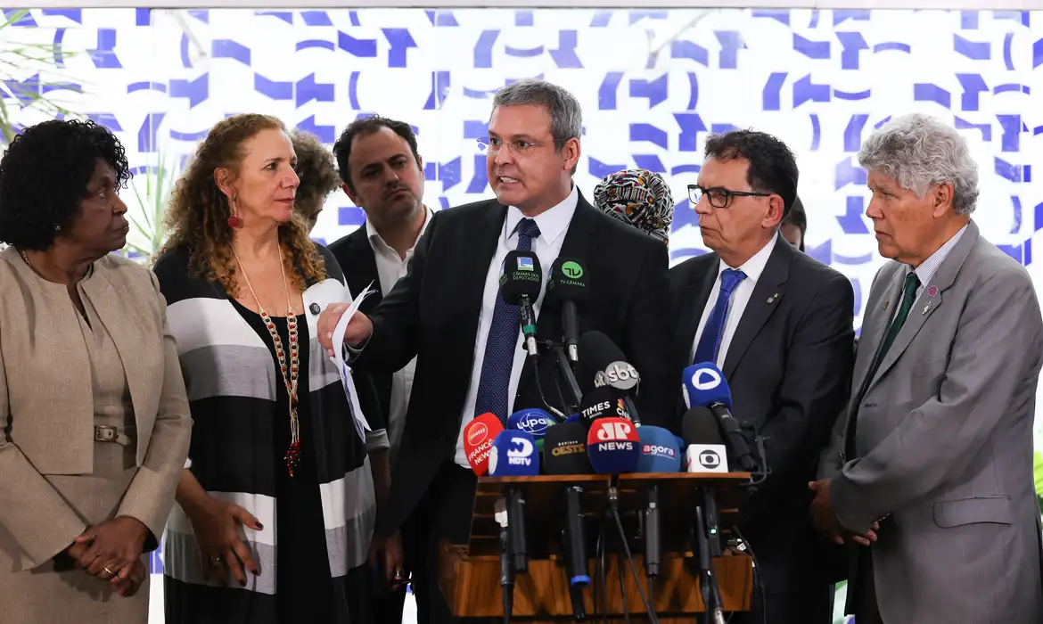 OAB Barro Preto - Operação policial no Rio tem críticas e defesas de deputados federais