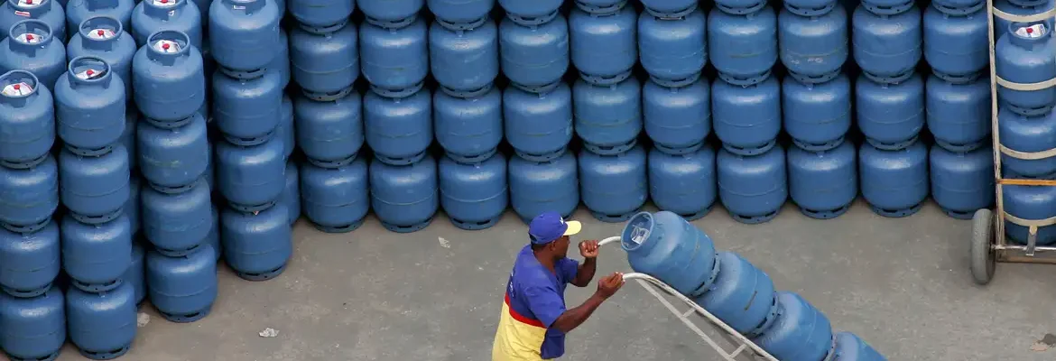 Beneficiários com NIS final 7 recebem Auxílio Gás nesta terça-feira