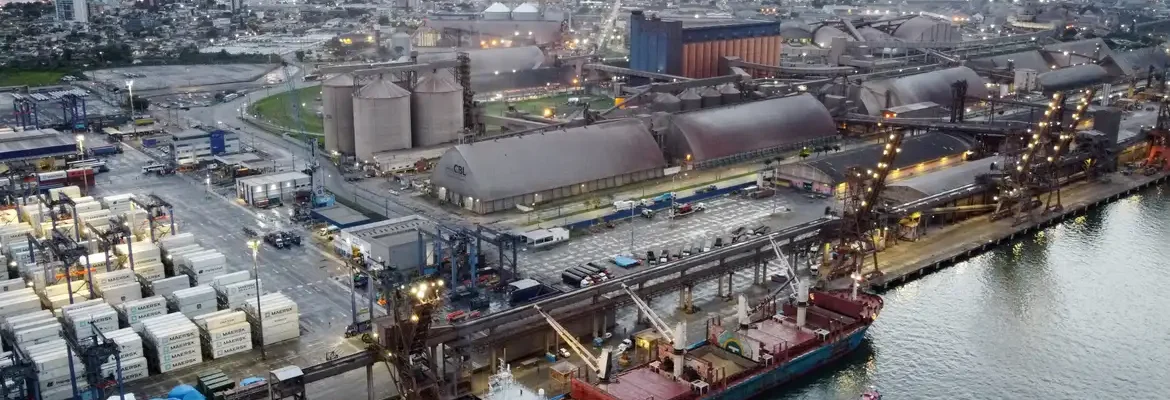 Porto de Paranaguá é concedido ao Consórcio Canal Galheta Dragagem
