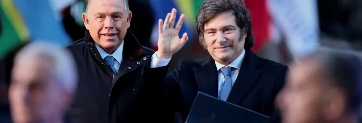 Chanceler da Argentina pede demissão dias antes de eleição legislativa