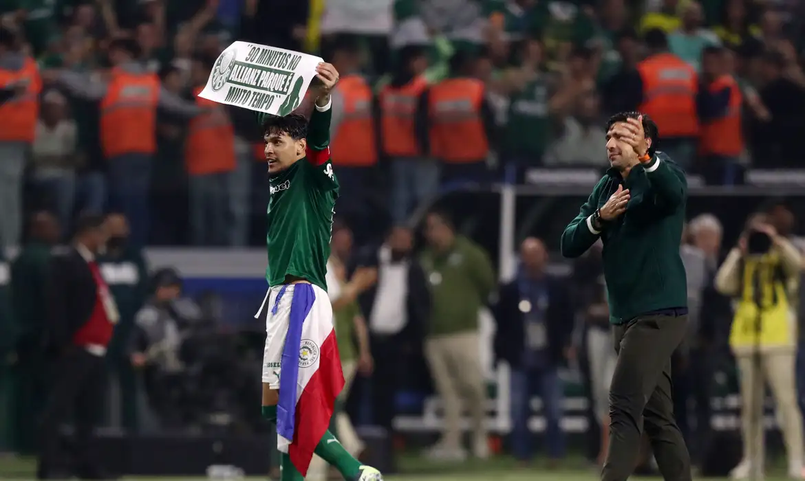 OAB Barro Preto - Palmeiras goleia LDU e enfrenta Flamengo na final da Libertadores