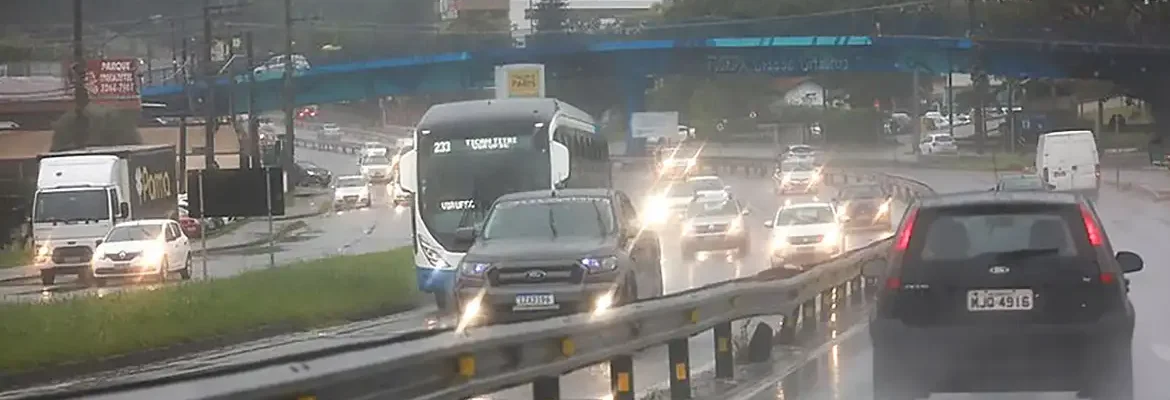 Lote 5 de rodovias do Paraná é leiloado