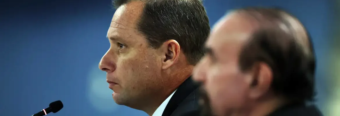 Moraes manda Cid tirar tornozeleira e cumprir pena em regime aberto