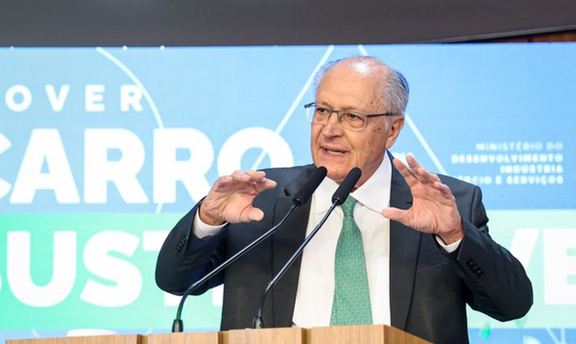 OAB Barro Preto - Alckmin inaugura Zona de Processamento de Exportação no Mato Grosso