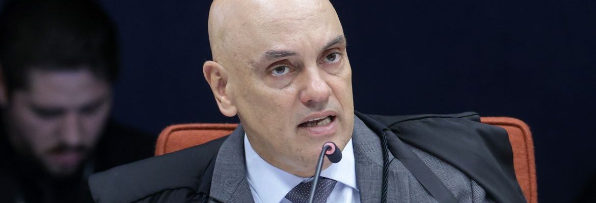Moraes proíbe visita de presidente do PL a Bolsonaro