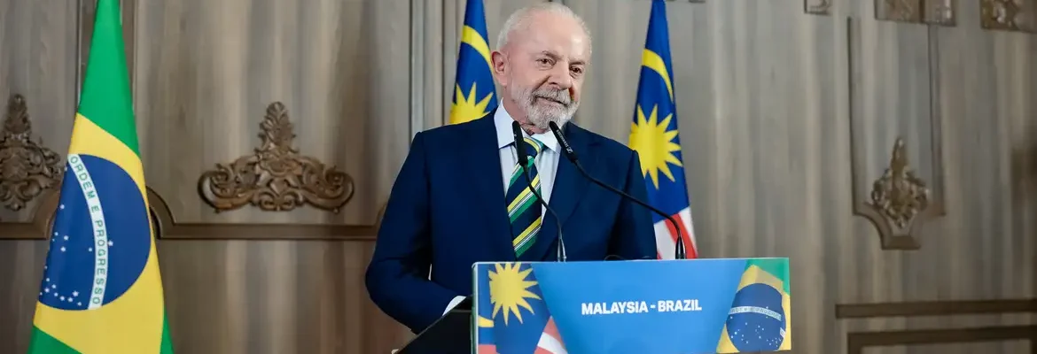 “Ele tem meu telefone e eu tenho o dele”, diz Lula sobre Trump