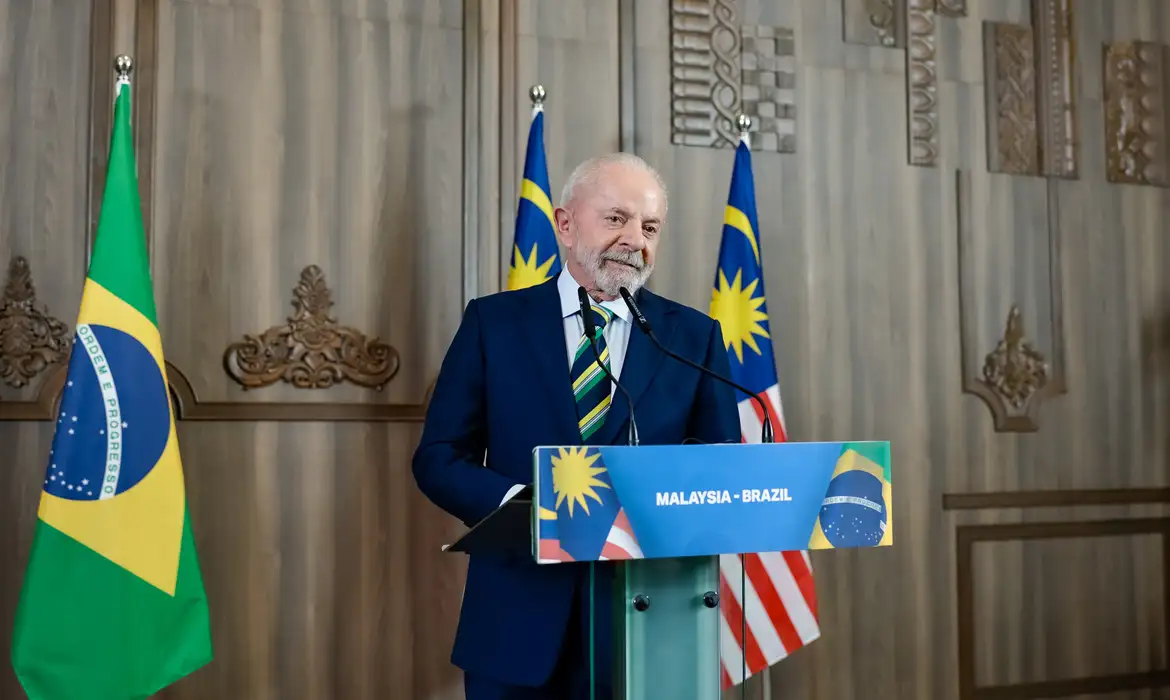 OAB Barro Preto - “Ele tem meu telefone e eu tenho o dele”, diz Lula sobre Trump