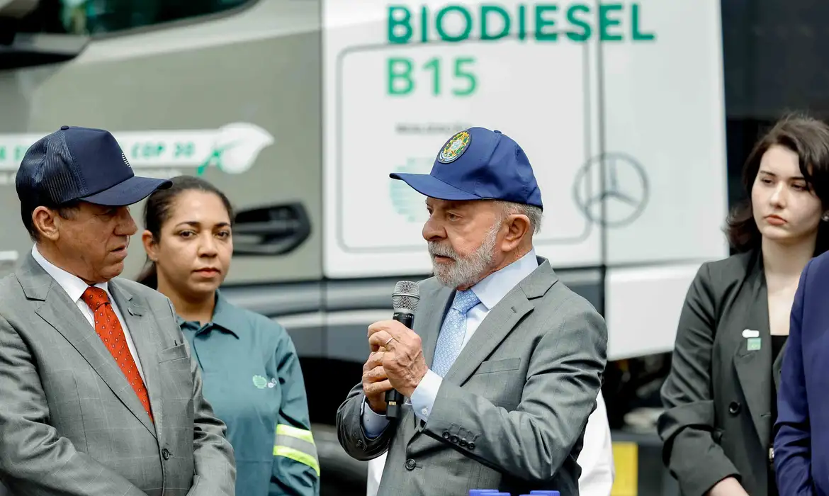 OAB Barro Preto - Lula propõe colocar biocombustíveis na pauta exportadora do Brasil