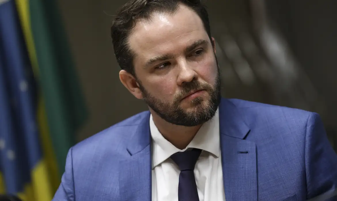 OAB Barro Preto - Projetos de lei renderão ao governo o mesmo que MP alternativa a IOF