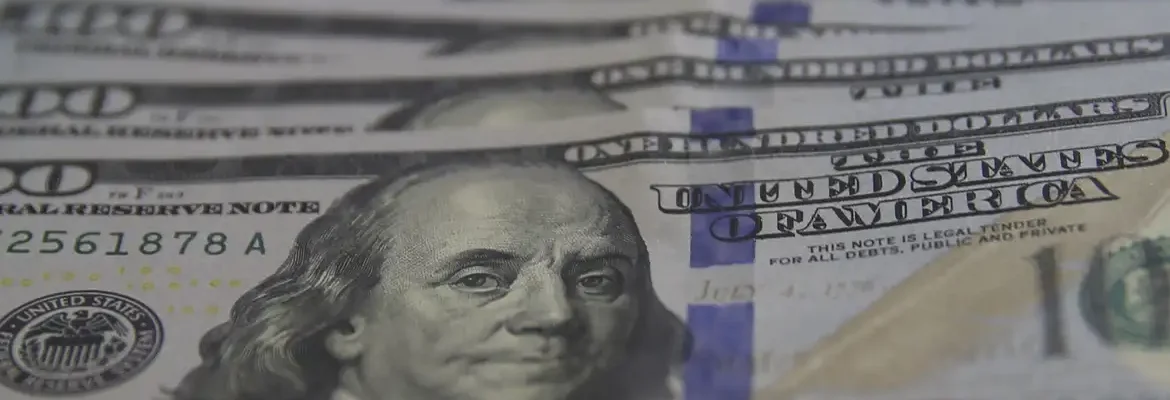 Dólar fecha abaixo de R$ 5,40 pela primeira vez em 11 dias