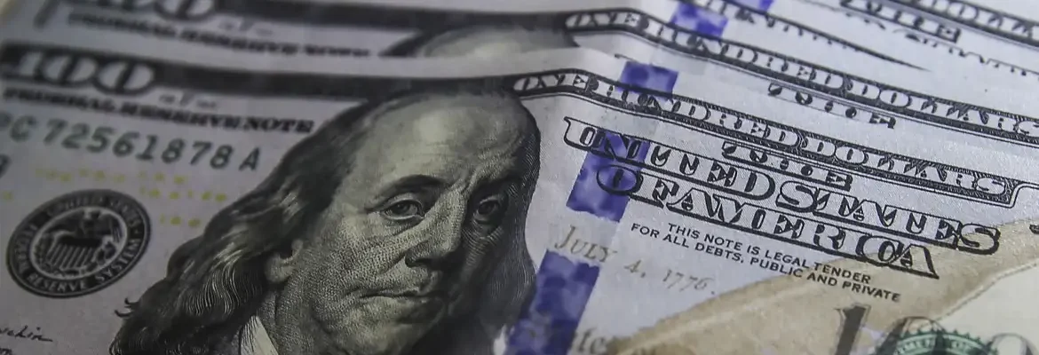 Bolsa sobe pela sétima vez seguida e volta a bater recorde