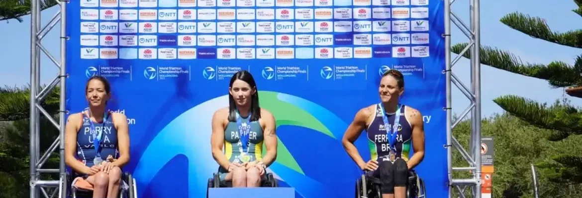 Jéssica Ferreira conquista bronze no Mundial de triatlo paralímpico