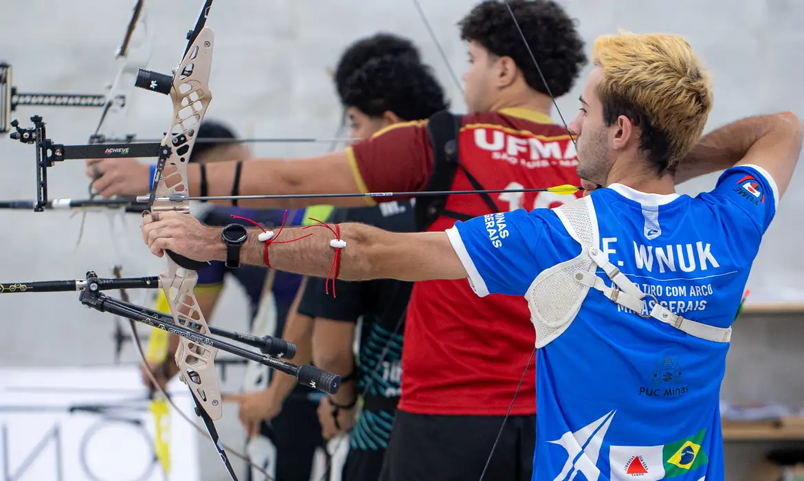 OAB Barro Preto - Fábio Klier é ouro no tiro com arco na estreia da modalidade no JUBs
