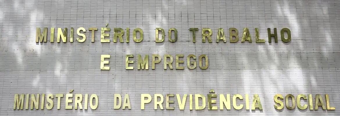 Prazo para divulgar relatório de transparência salarial acaba hoje