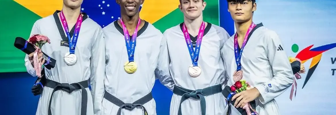 Henrique Marques conquista 2º ouro brasileiro no Mundial de Taekwondo