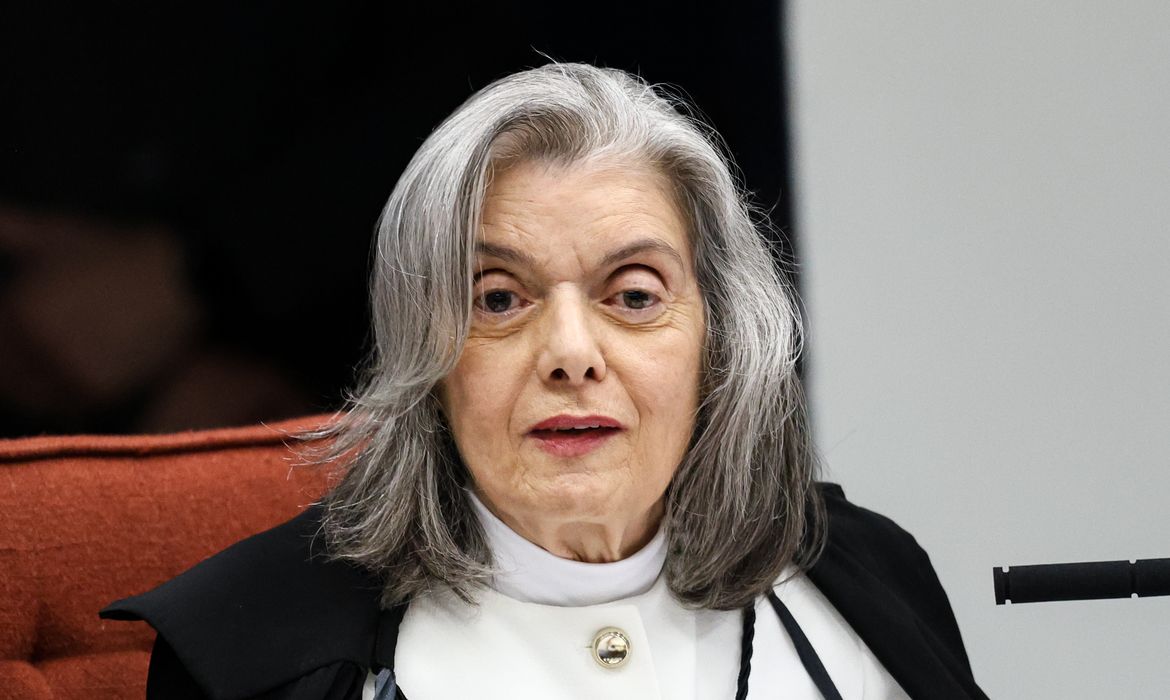 OAB Barro Preto - Todos sabem minha posição sobre mulheres no STF, diz Cármen Lúcia