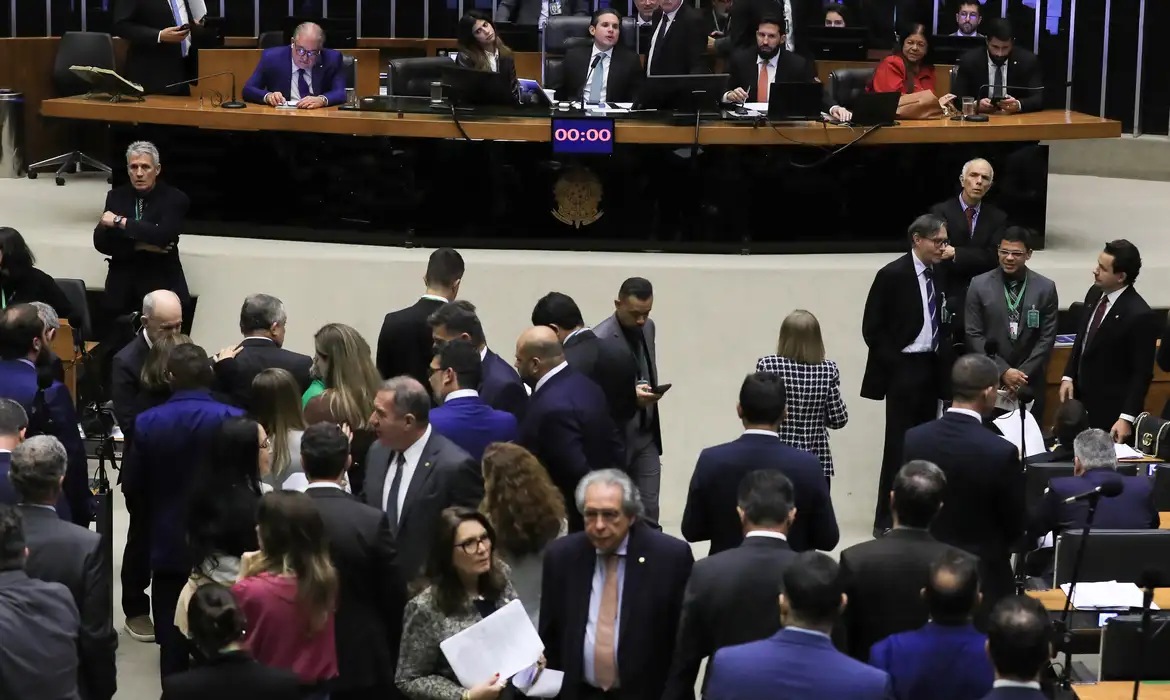 OAB Barro Preto - Câmara aprova projeto que tipifica o crime de domínio de cidades