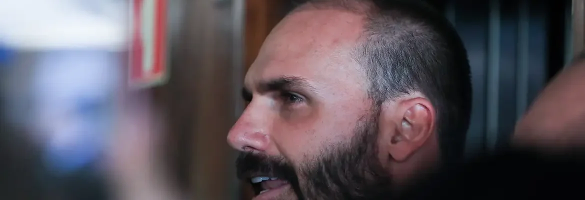 DPU defende rejeição de denúncia da PGR contra Eduardo Bolsonaro