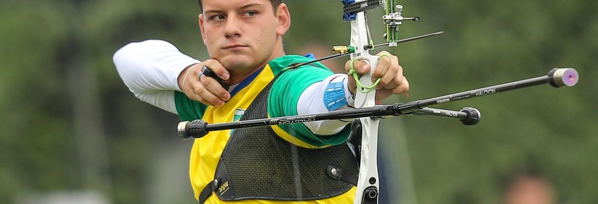 Marcus D´Almeida conquista prata no Finals de tiro com arco