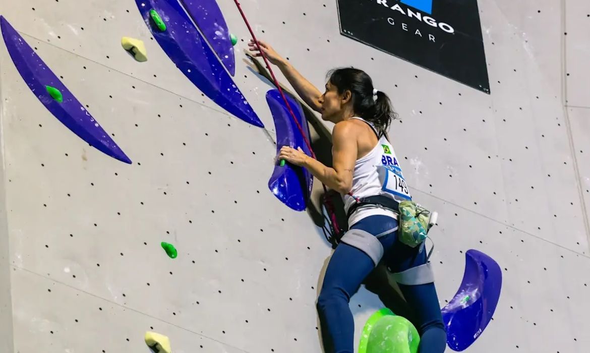 OAB Barro Preto - Marina Dias é ouro na etapa de Laval da Copa do Mundo de paraescalada