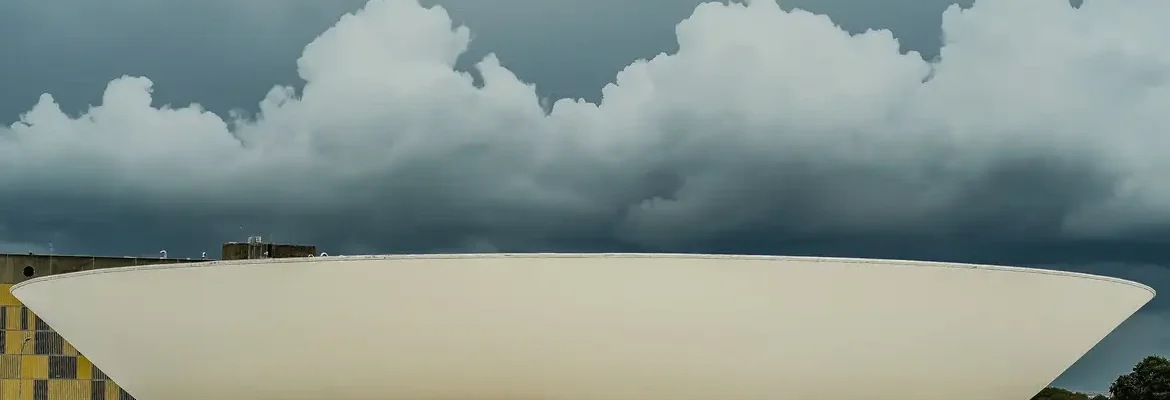 Deputados pedem investigação federal sobre megaoperação no Rio