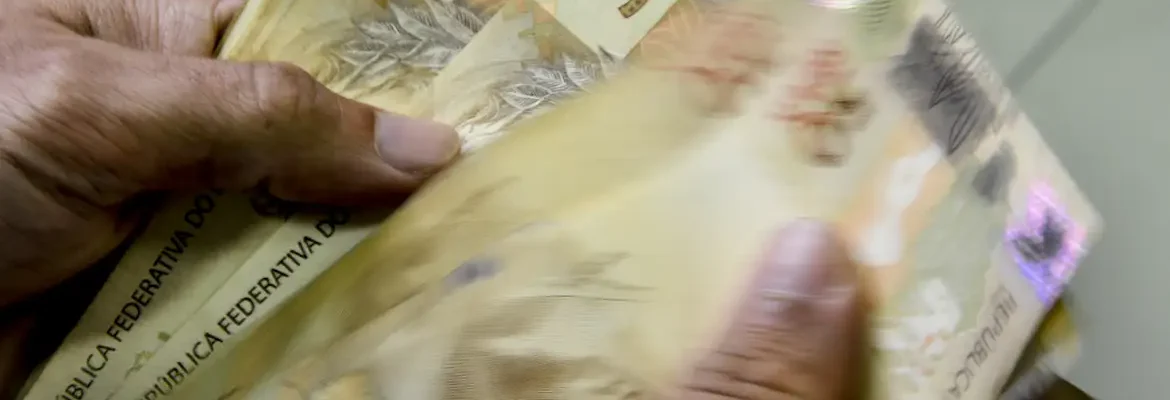 Senado ouve trabalhadores sobre aumento da faixa de isenção do IR