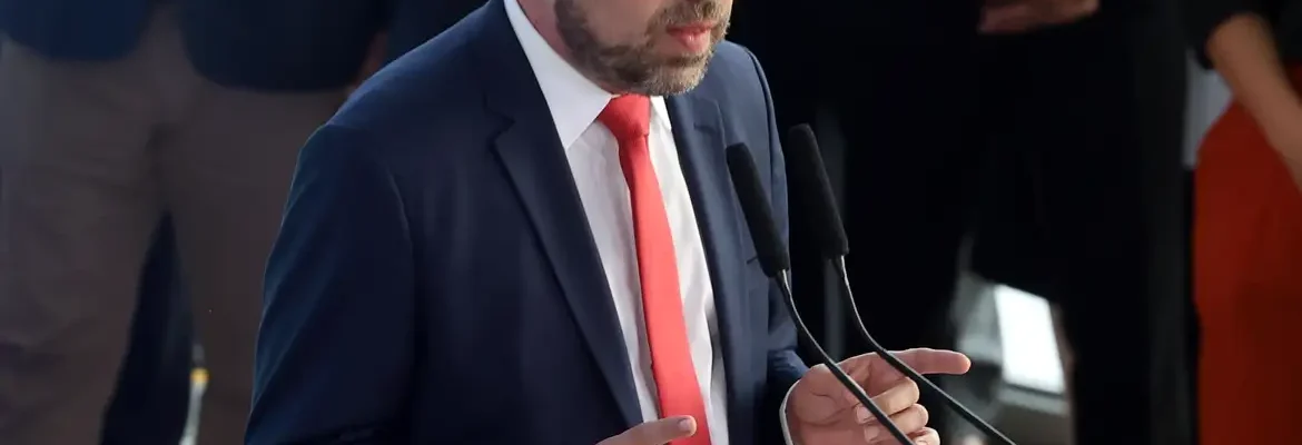 Programa do governo quer aprofundar conexão com as periferias