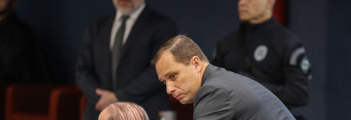 Mauro Cid passa por audiência no STF e retira tornozeleira eletrônica