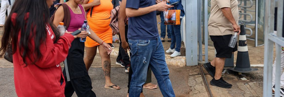 Veículos da EBC fazem cobertura especial do Enem 2025 neste domingo