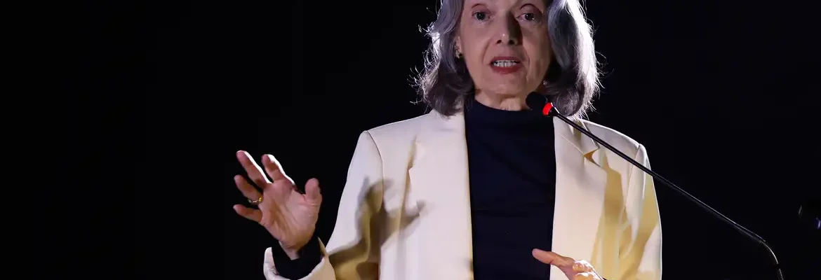 Carmén Lúcia: “ditadura é como erva daninha que precisa ser cortada”