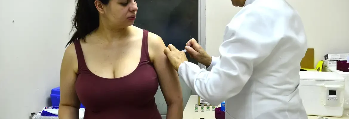 Saiba como será oferta de vacina que previne bronquiolite em bebês