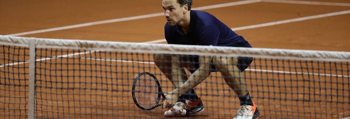 Bruno Soares retorna às quadras para enfrentar lendas do tênis