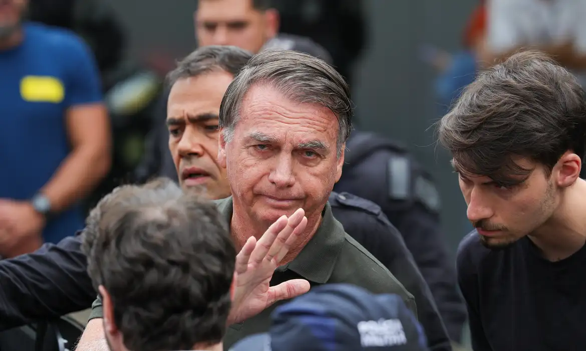 OAB Barro Preto - Moraes autoriza Bolsonaro a receber comida especial na prisão