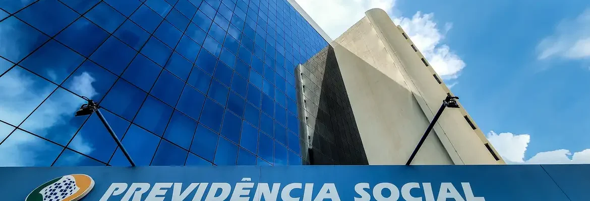Governo prorroga até 2026 prazo para pedido de ressarcimento do INSS