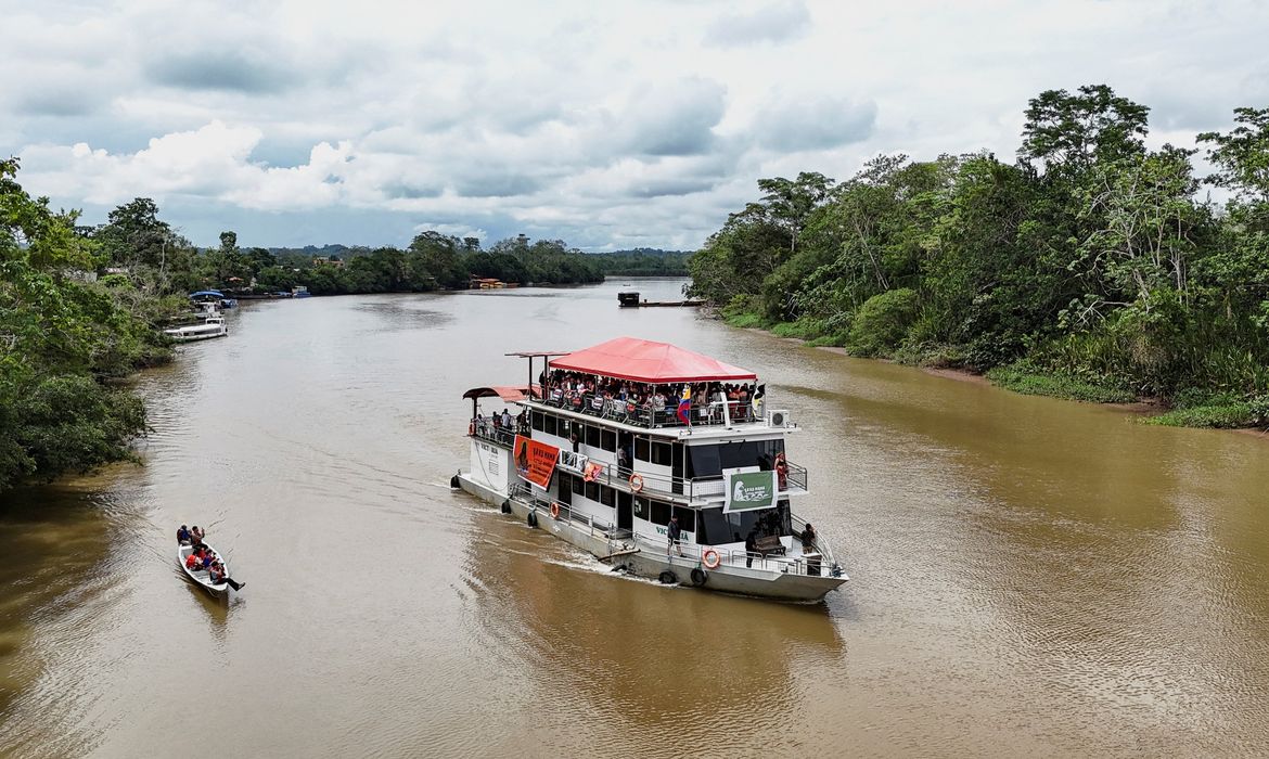 OAB Barro Preto - Flotilha Yaku Mama chega à COP30 com demandas de povos indígenas