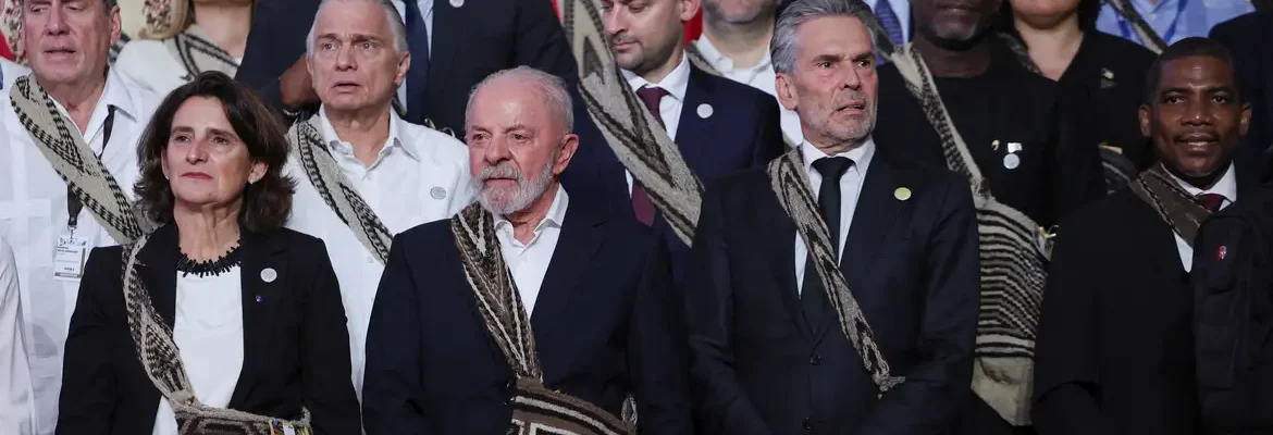 Lula critica “velhas retóricas” que justificam intervenção em países