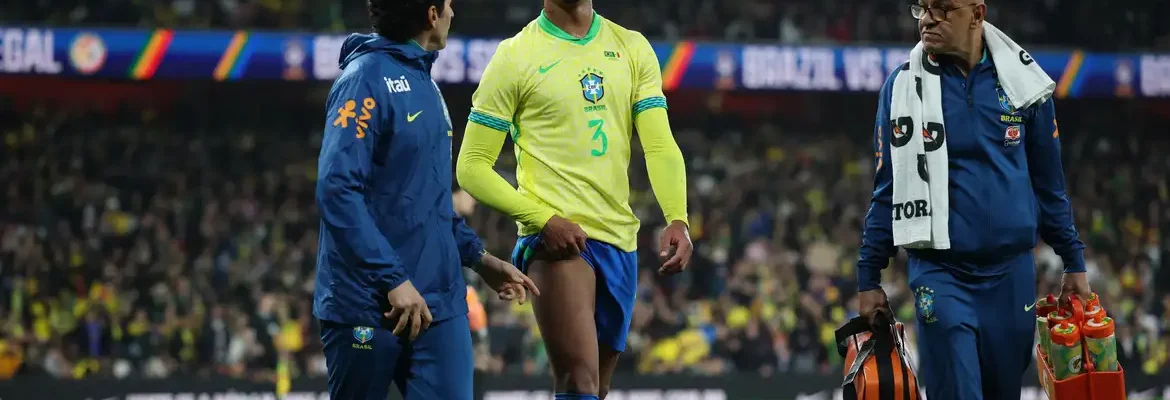 Zagueiro Gabriel Magalhães é cortado da seleção brasileira