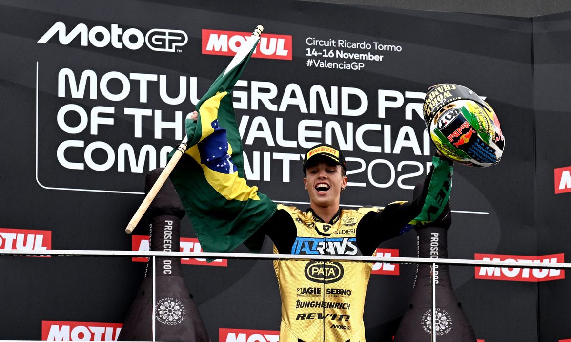 OAB Barro Preto - Diogo Moreira conquista Campeonato Mundial de Moto2