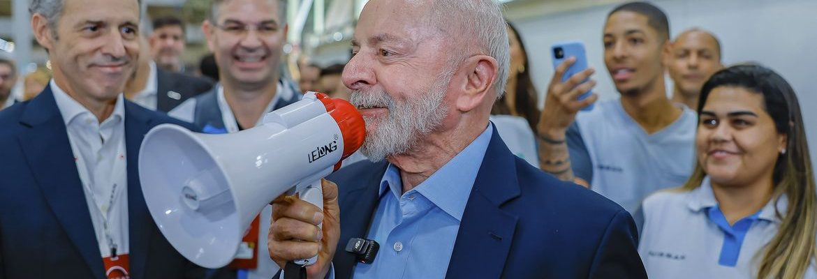 Lula assina medida que altera regras para vales-alimentação e refeição