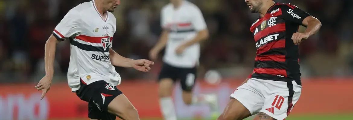 Buscando a liderança do Brasileiro, Flamengo enfrenta o São Paulo