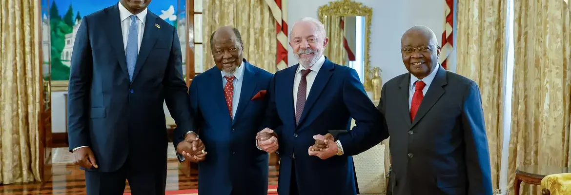 Brasil e Moçambique assinam acordos para fortalecer o país africano