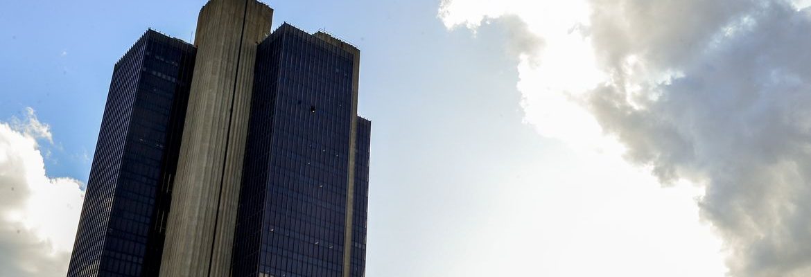 Copom decide nesta quarta se mantém Taxa Selic em 15% ao ano
