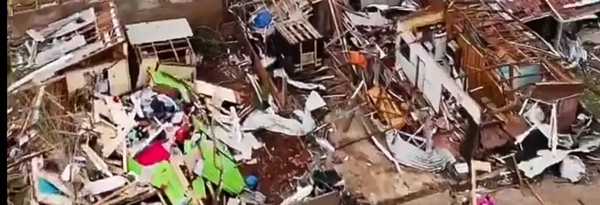 Tornado destrói 90% de Rio Bonito do Iguaçu (PR) e causa seis mortes