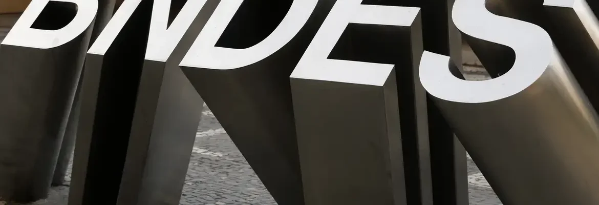 Operações de crédito do BNDES chegam a R$ 230 bilhões