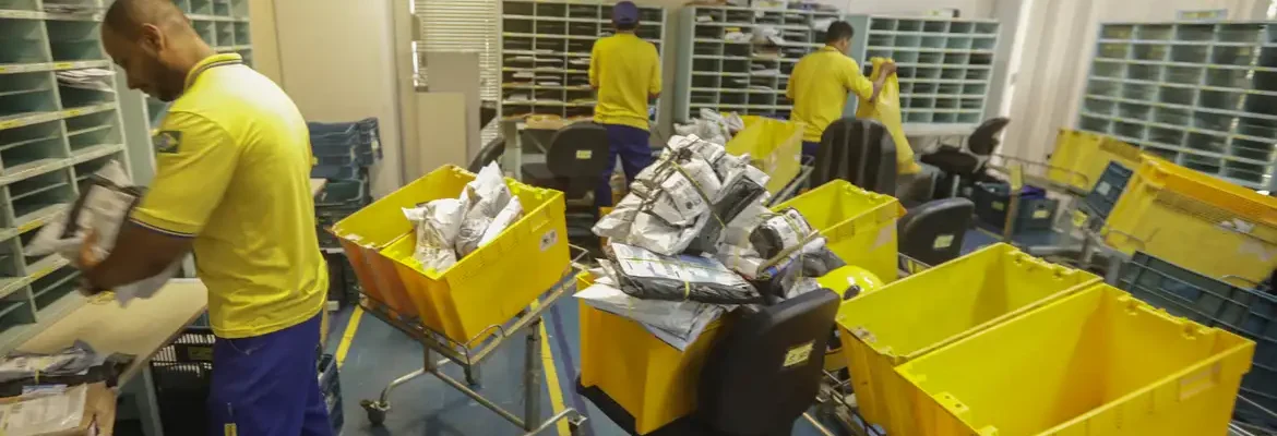 Correios aprovam demissão voluntária e fechamento de agências