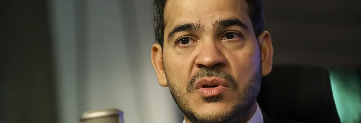 Messias diz que recebe com honra indicação ao STF