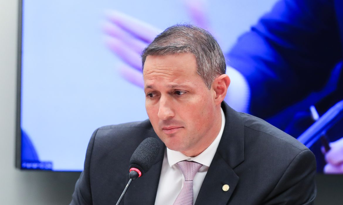 OAB Barro Preto - Derrite recua após críticas por limitar atuação da Polícia Federal