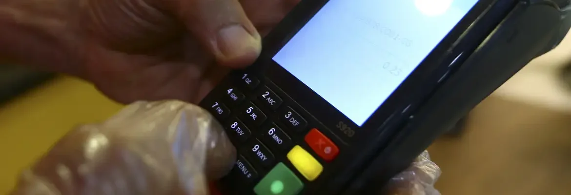 BC: bandeira de cartão terá de pagar transações em caso de falhas