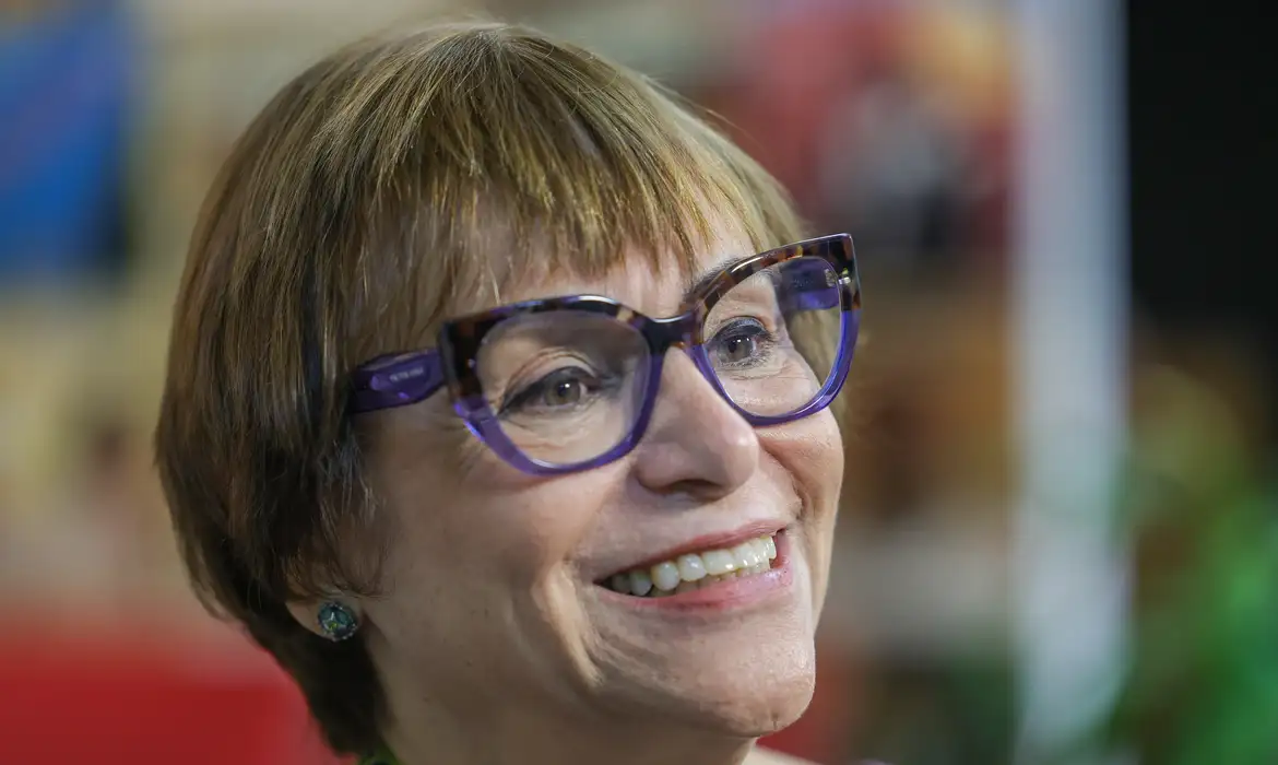 OAB Barro Preto - Exposição no Senado homenageia mulheres na redemocratização do país