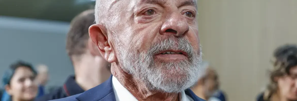 Lula presta solidariedade a famílias de vítimas de tornado no Paraná